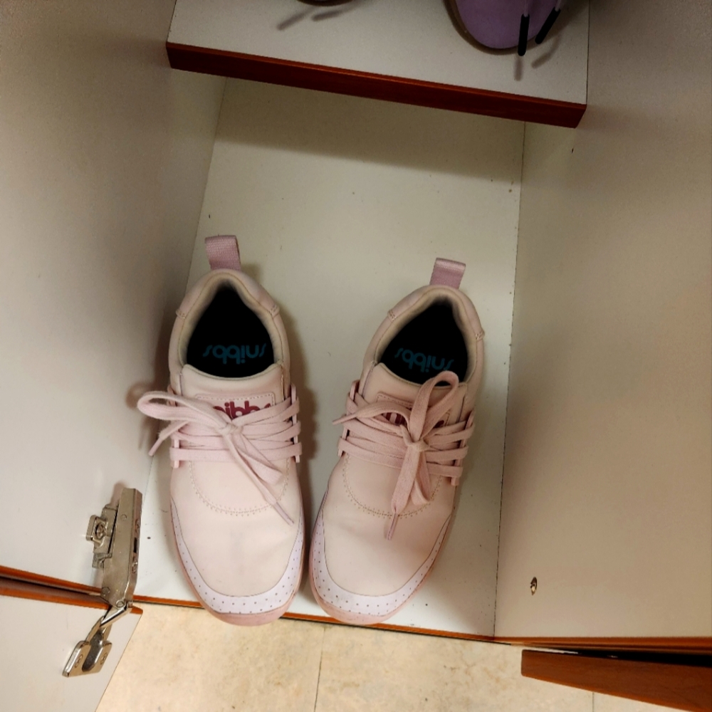 Work shoes